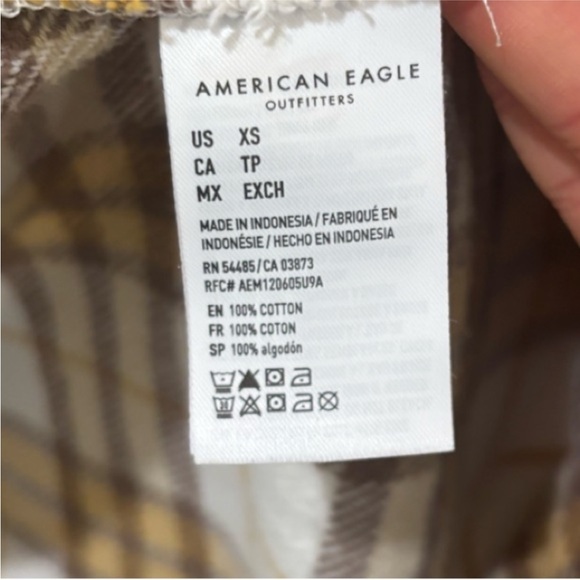 AE Plaid Button Up Shirt - Picture 3 of 9